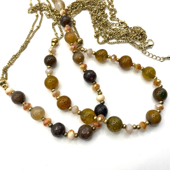Natural Stone & Glass Beads Pair of Gold Tone Necklaces - Picture 10 of 10